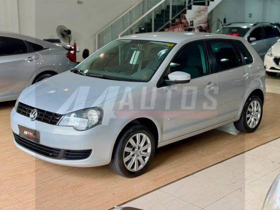 VOLKSWAGEN POLO 1.6 MI 8V FLEX 4P MANUAL VOLKSWAGEN POLO 1.6 MI 8V FLEX 4P MANUAL